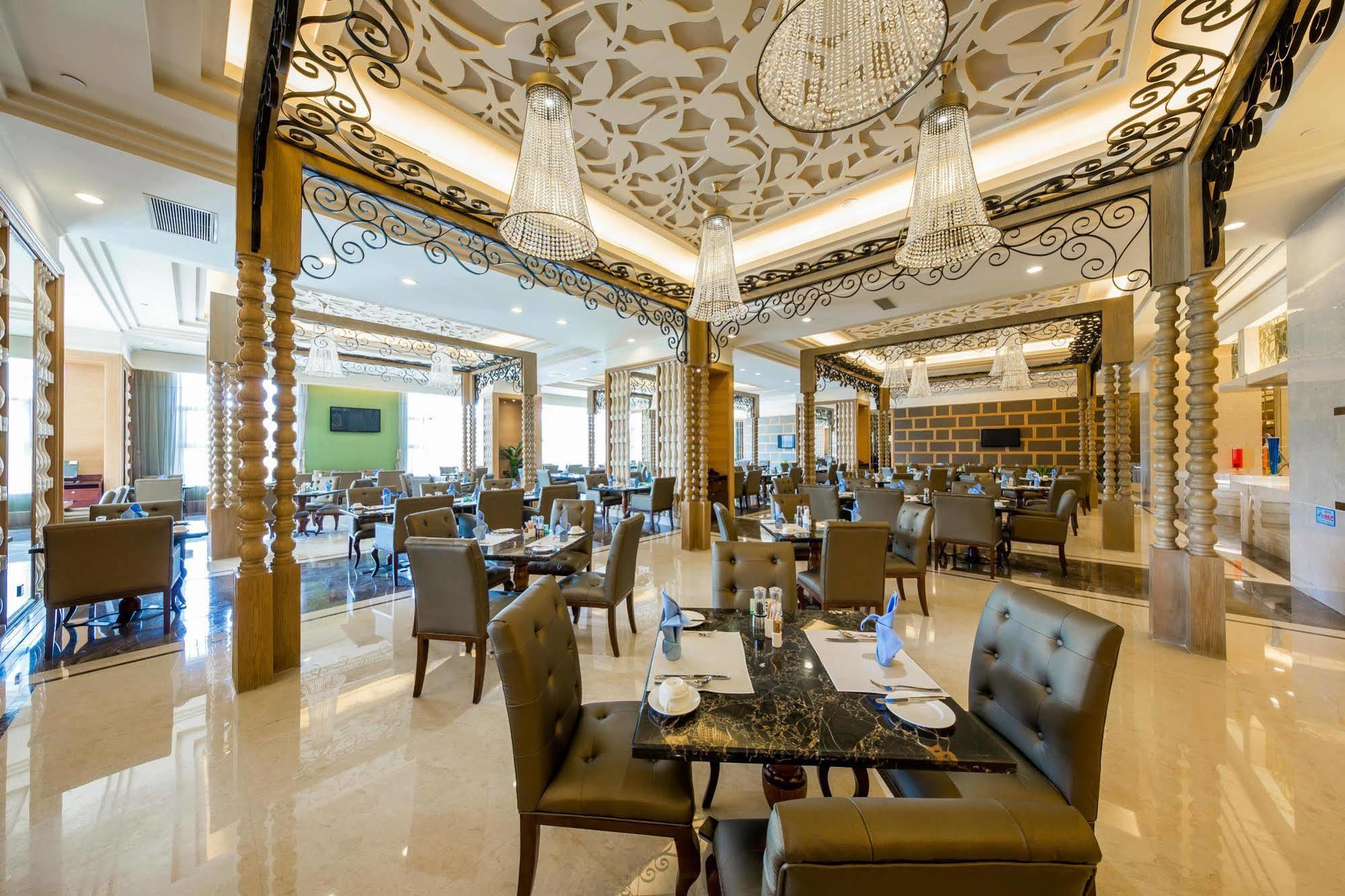 Malachite Hotel Dongguan Дунгуань Екстер'єр фото